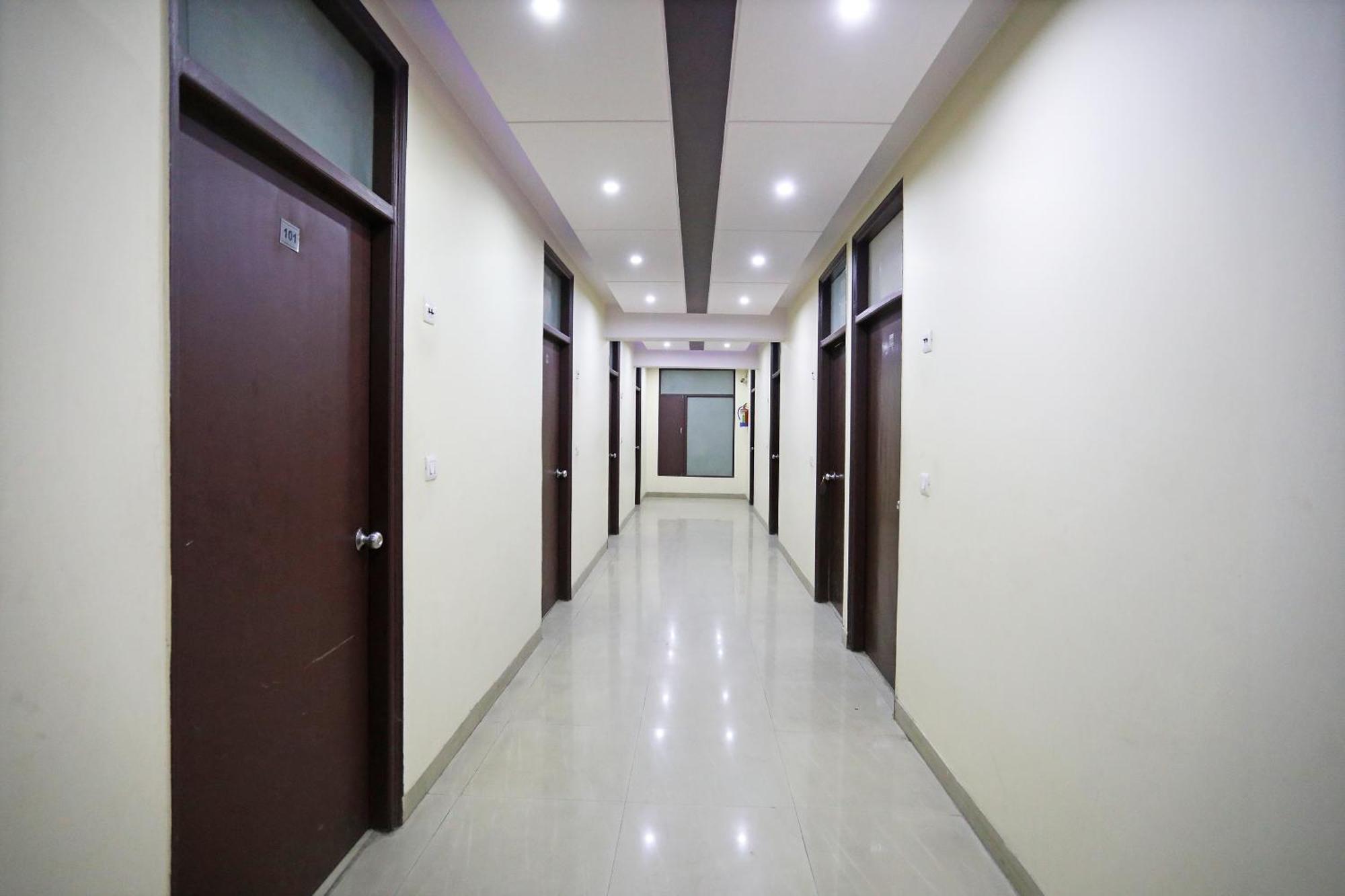 Hotel O Mahipalpur Inn New Delhi Luaran gambar