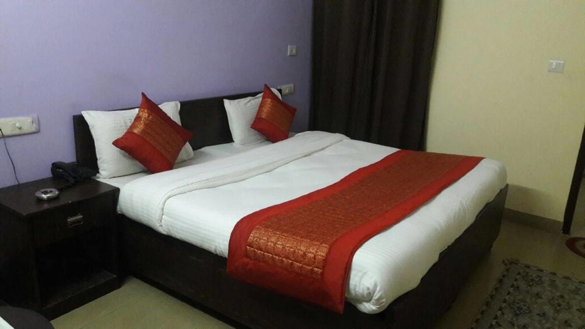 Hotel O Mahipalpur Inn New Delhi Luaran gambar